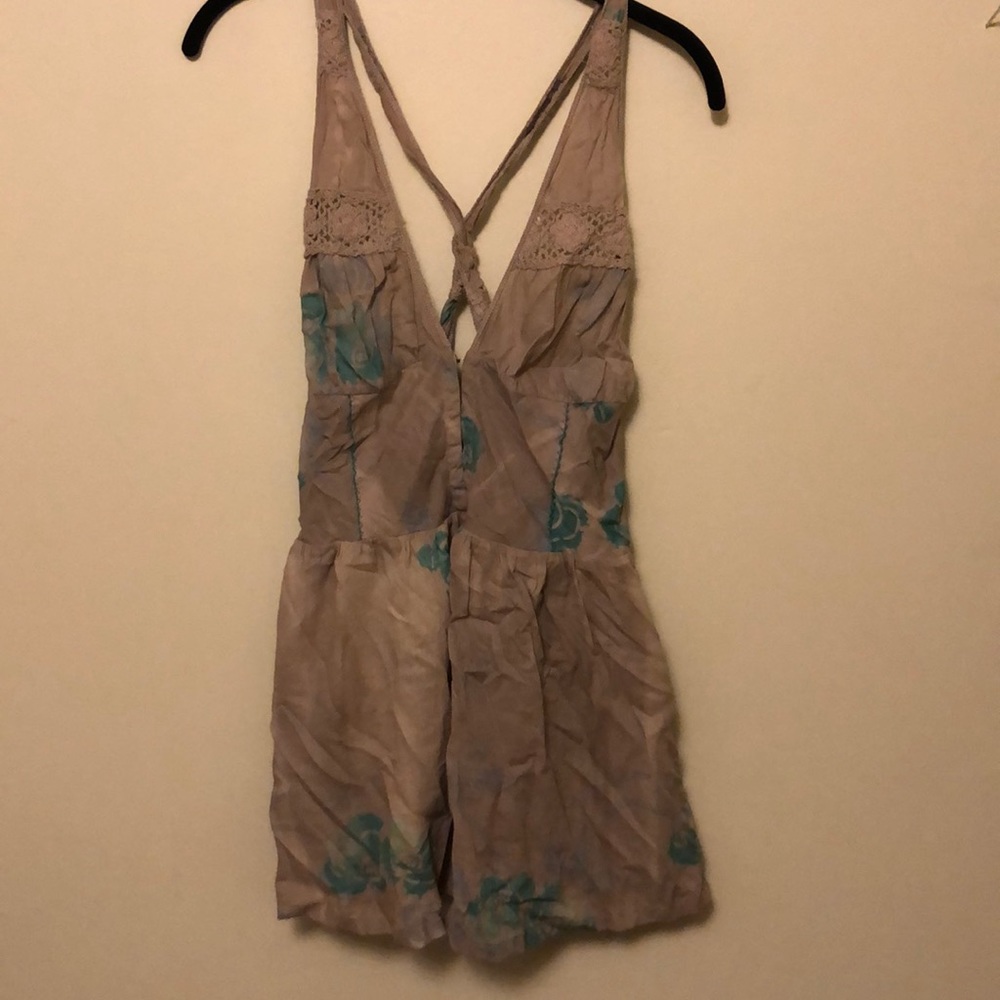 Free People cross back gray tank